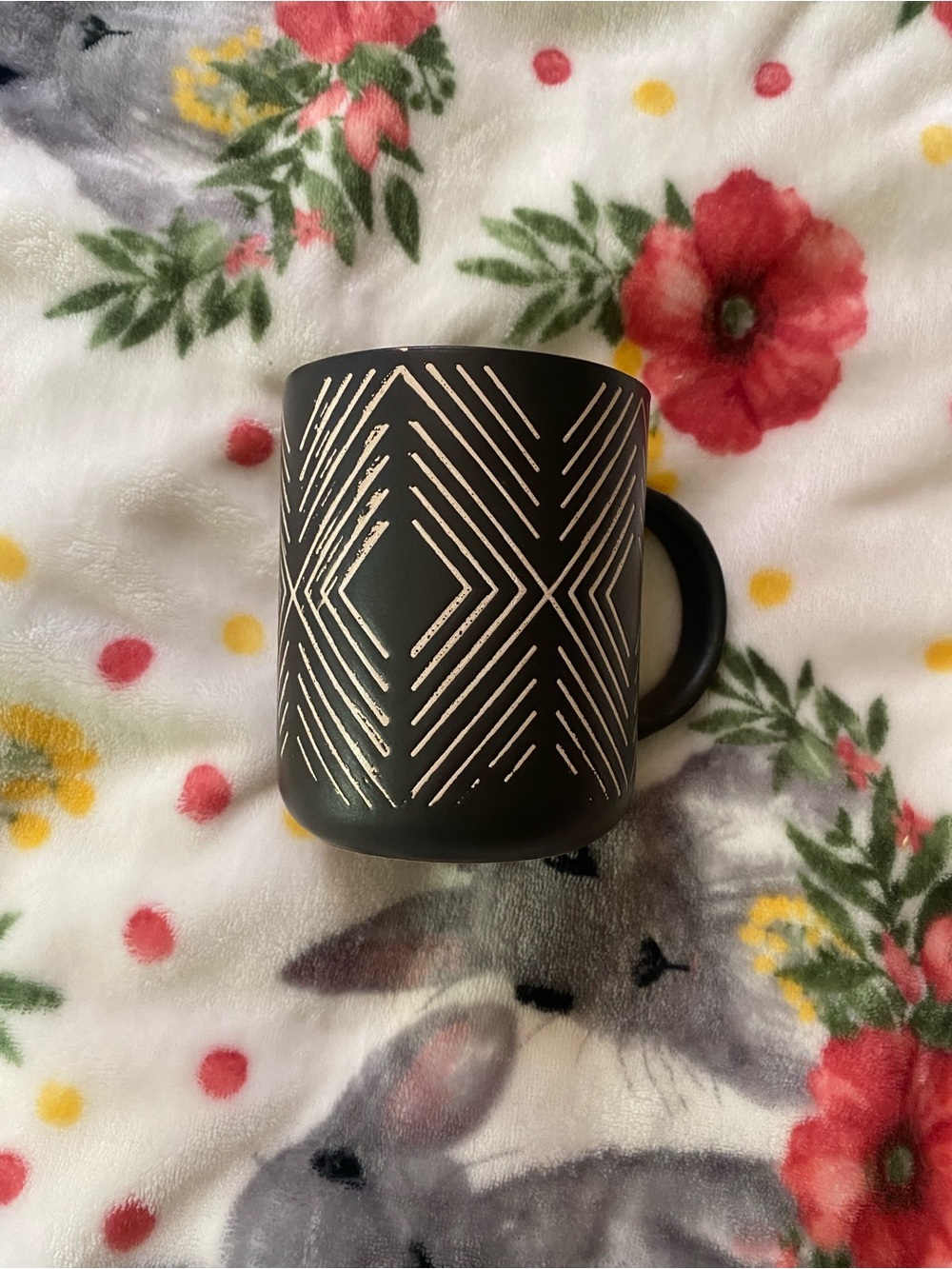 Royal Norfolk Black and Tan Ceramic Mug